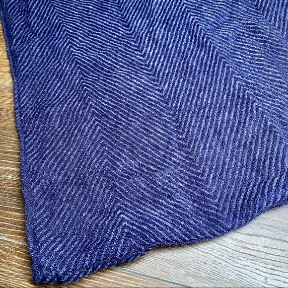 3 for $15 Modena blue chevron infinity scarf - Picture 5 of 7